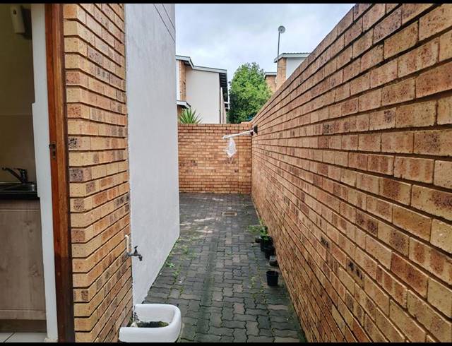 3 BEDROOM PROPERTY TO RENT IN HAZELDEAN